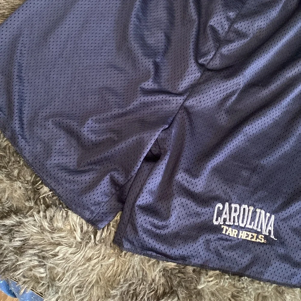Navy UNC Carolina Tar Heels basketball shorts - Picture 4 of 17